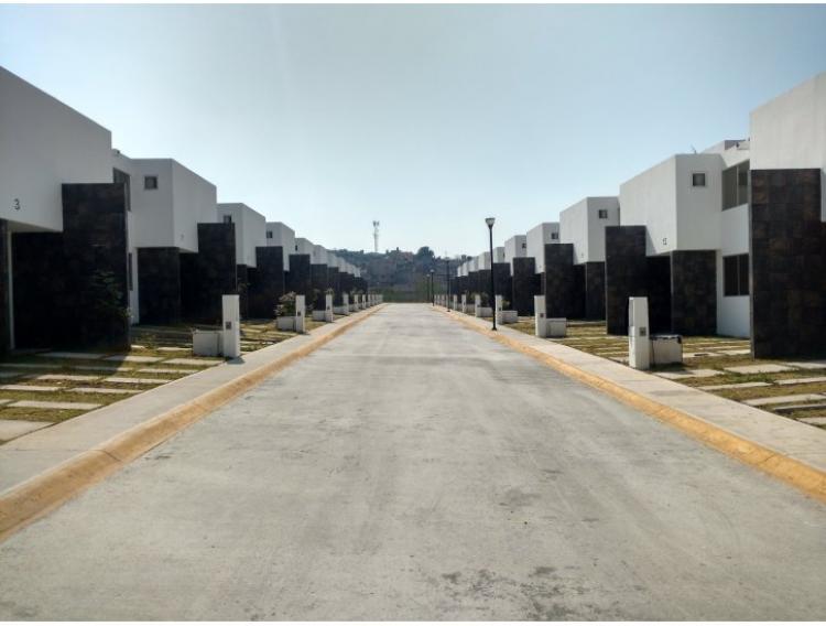 Foto Casa en Venta en lomas DE LA CRUZ, Estado de México, Mexico - $ 1.150.000 - CAV232100 - BienesOnLine