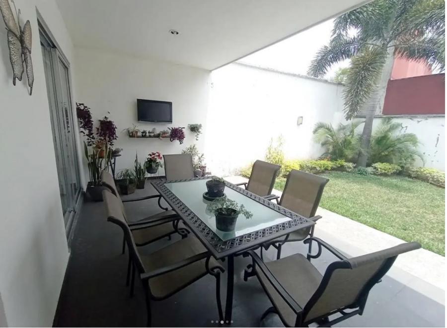 SE VENDE RESIDENCIA EN CORDOBA, COLONIA EL CARMEN(ALAMEDA)