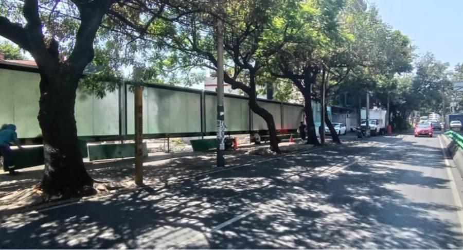 Se Vende Terreno Sobre Periférico En La Mejor Zona Del Sur, Frente A Artz