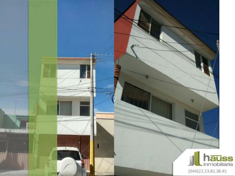 Foto Casa en Venta en Lomas del Marmol, Puebla, Puebla - $ 1.320.000 - CAV202199 - BienesOnLine