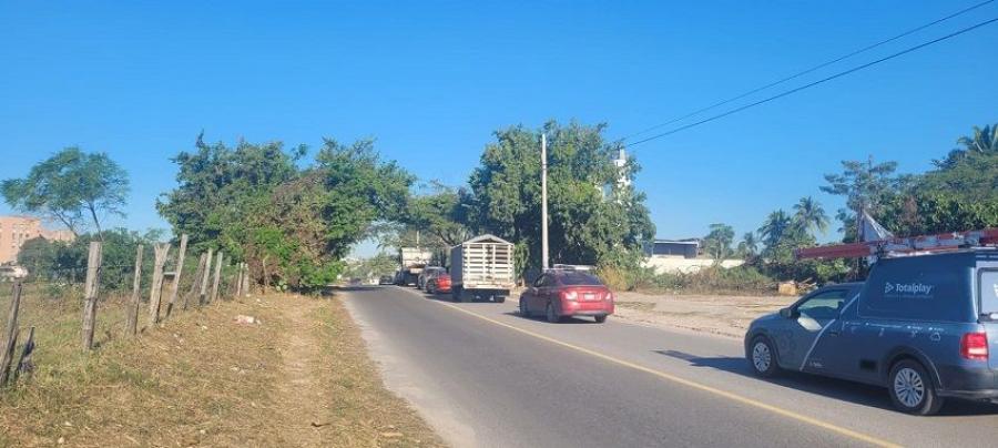 VENDO TERRENO EN PUERTO VALLARTA SOBRE AVE. 16 SEPTIEMBRE