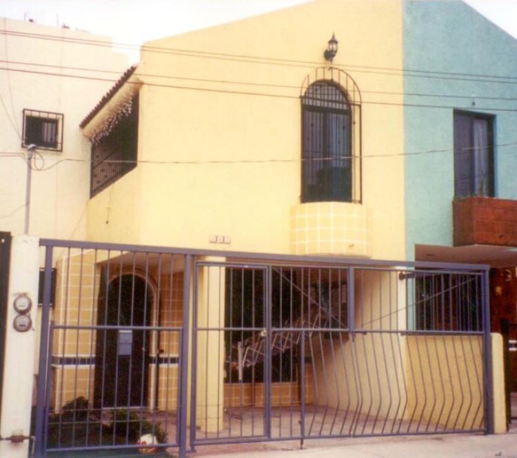 Casa en Venta en Colinas de San Isidro, León de los Aldama, Guanajuato - $   - CAV148138 - BienesOnLine