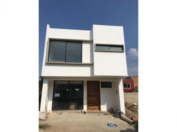 Foto Casa en Venta en Real de Acueducto, Zapopan, Jalisco - $ 1.700.000 - CAV175019 - BienesOnLine