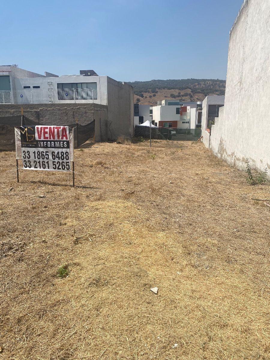 Foto Terreno en Venta en Arbolada Bosques de Santa Anita, Tlajomulco de Zúñiga, Jalisco - $ 2.446.000 - TEV355342 - BienesOnLine