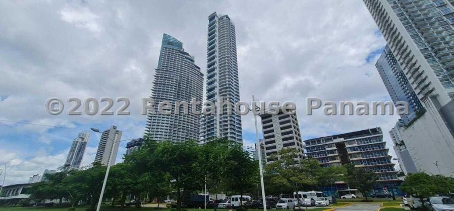  Alquiler de Apartamento en Avenida Balboa , Panama24LV4525