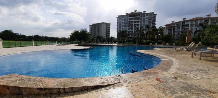  Venta de Apartamento en Santa Maria, Panama 21LV10587