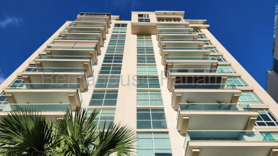 Alquiler de Apartamento de 370 Mts en Santa Maria