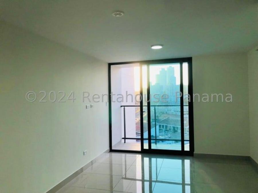 Alquiler de Apartamento en Parque Lefevre H916GRR