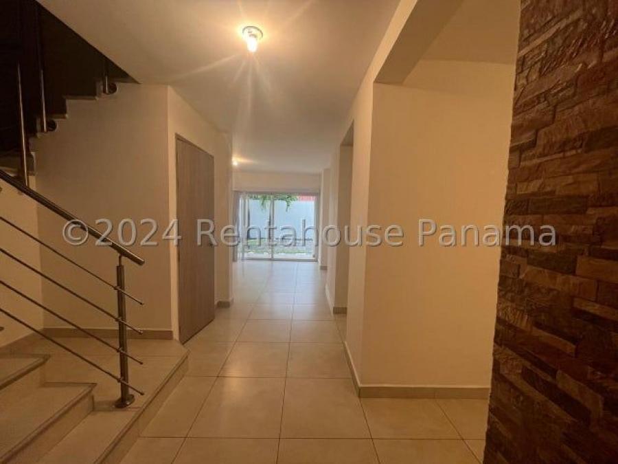 Foto Casa en Alquiler en Versalles, Juan Díaz, Panamá - U$D 1.750 - CAA73193 - BienesOnLine