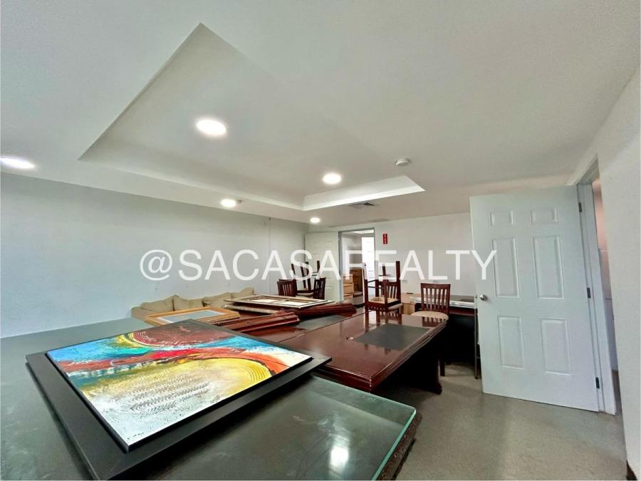 Foto Oficina en Alquiler en Obarrio, Ciudad de Panamá, Panamá - U$D 1.000 - OFA74609 - BienesOnLine