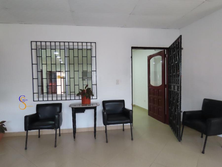 Foto Local en Alquiler en Calle Estudiante, Ciudad de Penonomé, Coclé - U$D 500 - LOA68871 - BienesOnLine