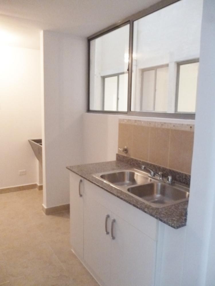 Foto Apartamento en Alquiler en Ciudad de Panamá, Panamá - U$D 790 - APA10085 - BienesOnLine