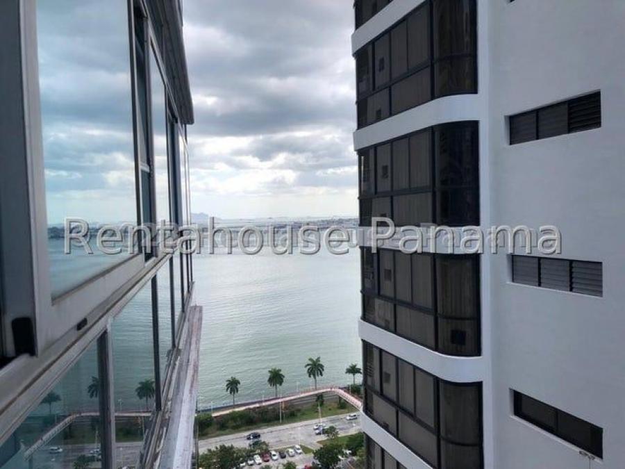 Foto Apartamento en Alquiler en Bella Vista, Panamá - U$D 1.200 - APA76123 - BienesOnLine