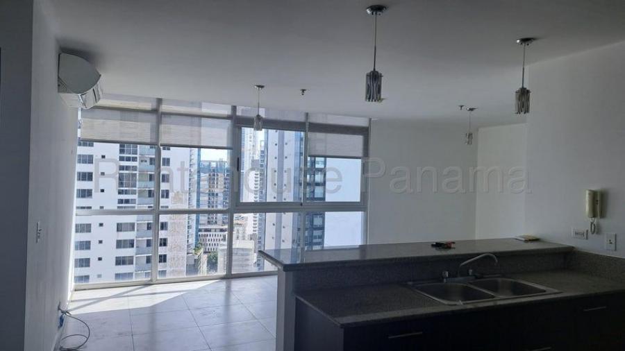 Foto Apartamento en Venta en Bella Vista, Ciudad de Panamá, Panamá - U$D 260.000 - APV76354 - BienesOnLine