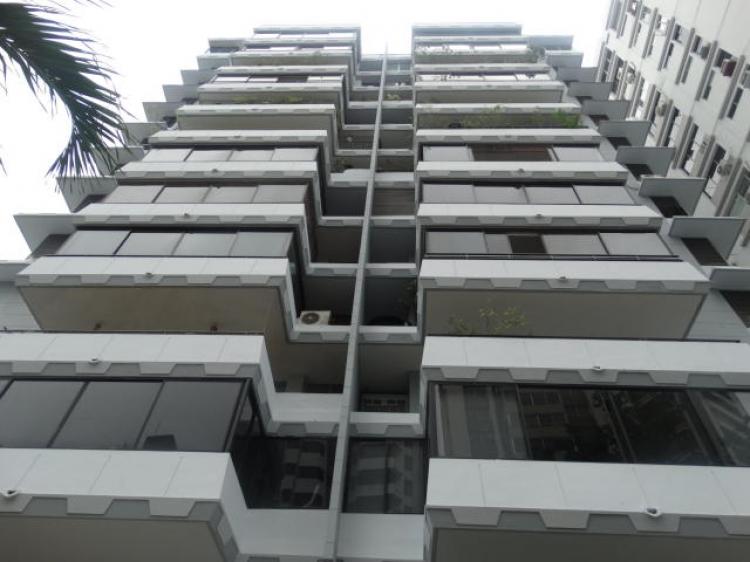 Apartamento en Venta. Panamá - Paitilla. mls 173412 Rtq