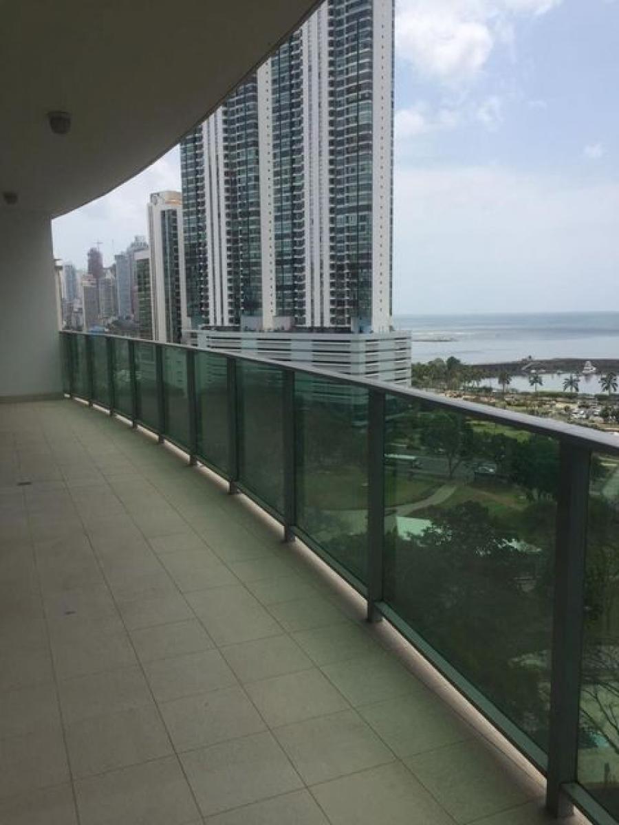 Foto Apartamento en Venta en BELLA VISTA, Panam - U$D 380.000 - APV45531 - BienesOnLine