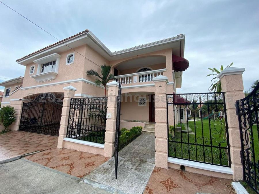 Casa venta Altos de Panama 22-10583 AGPM