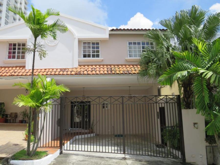 Foto Casa en Alquiler en ALTOS DE PANAMA, Panamá - U$D 1.800 - CAA54367 - BienesOnLine