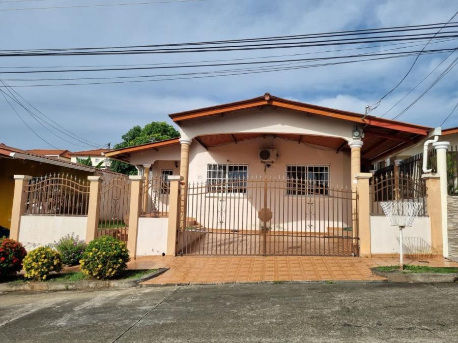 Foto Casa en Venta en Rufina Alfaro, Brisas del Golf, Panamá - U$D 184.900 - CAV48491 - BienesOnLine