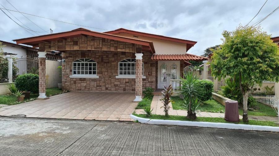 Casa venta Brisas del Golf 22-1806 MART 