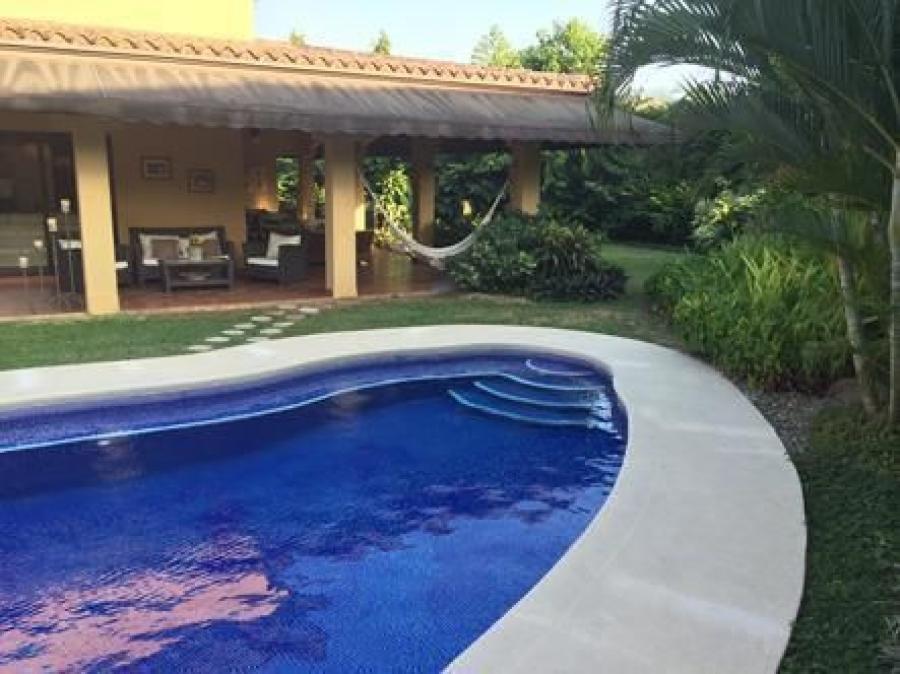 Foto Casa en Venta en COSTA DEL ESTE, Panamá - U$D 1.290.000 - CAV49687 - BienesOnLine