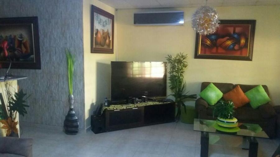 Foto Casa en Venta en LAS CUMBRES, Panamá - U$D 200.000 - CAV54187 - BienesOnLine