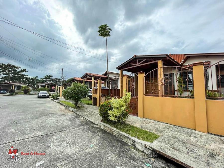 Foto Casa en Venta en LAS CUMBRES, Panamá - U$D 129.000 - CAV53803 - BienesOnLine