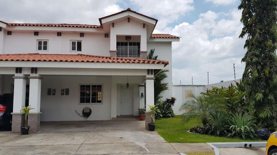 Foto Casa en Venta en VERSALLES, Panamá - U$D 260.000 - CAV51902 - BienesOnLine