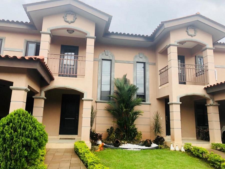 Foto Casa en Venta en VERSALLES, Panamá - U$D 330.000 - CAV48728 - BienesOnLine