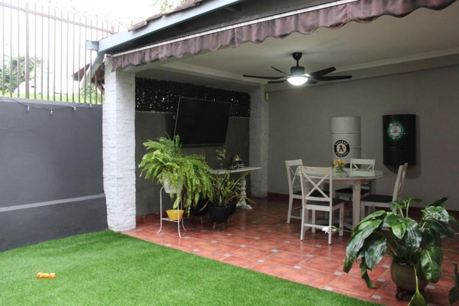 Foto Casa en Venta en VISTA HERMOSA, Panamá - U$D 350.000 - CAV48149 - BienesOnLine