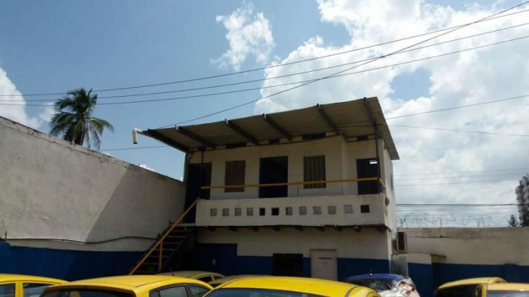 En venta céntrica galera en rio abajo panamá