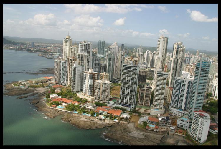 Foto Local en Alquiler en San Francisco, Panamá - U$D 3.425 - LOA7152 - BienesOnLine