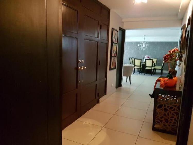 Exclusivo Apartamento en Venta. Panamá - Paitilla. mls 175939 Rtq.