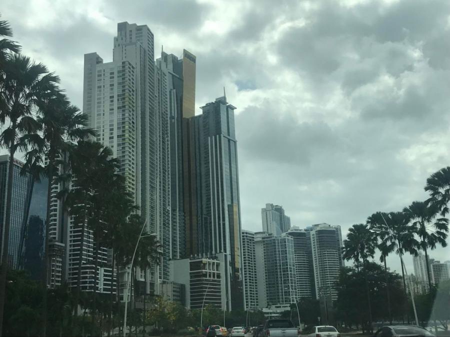 Foto Oficina en Alquiler en AV BALBOA, Panamá - U$D 3.200 - OFA47778 - BienesOnLine