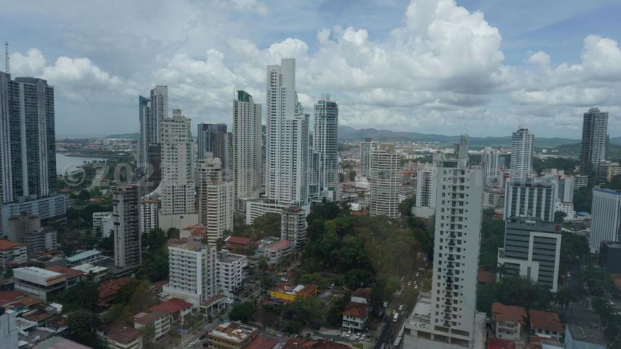 Foto Oficina en Alquiler en CALLE 50, Panamá - U$D 1.750 - OFA50584 - BienesOnLine