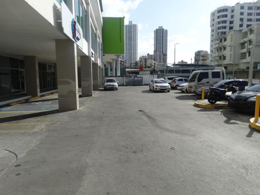 Foto Oficina en Alquiler en VIA ESPAÑA, Panamá - U$D 1.890 - OFA35670 - BienesOnLine