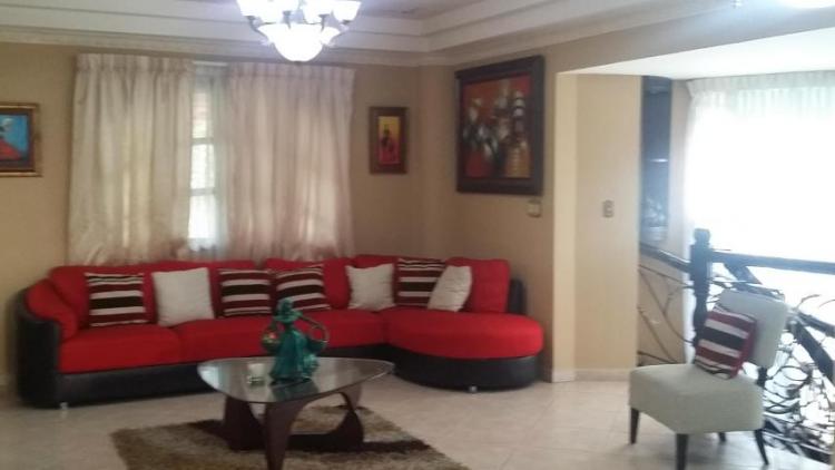 Oportunidad de Invertir Linda Casa en Venta en Albrook   lha 16-515