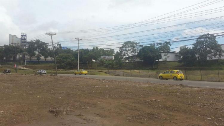 se alquila amplio terreno en las mañanitas panama mls 172526 rtq