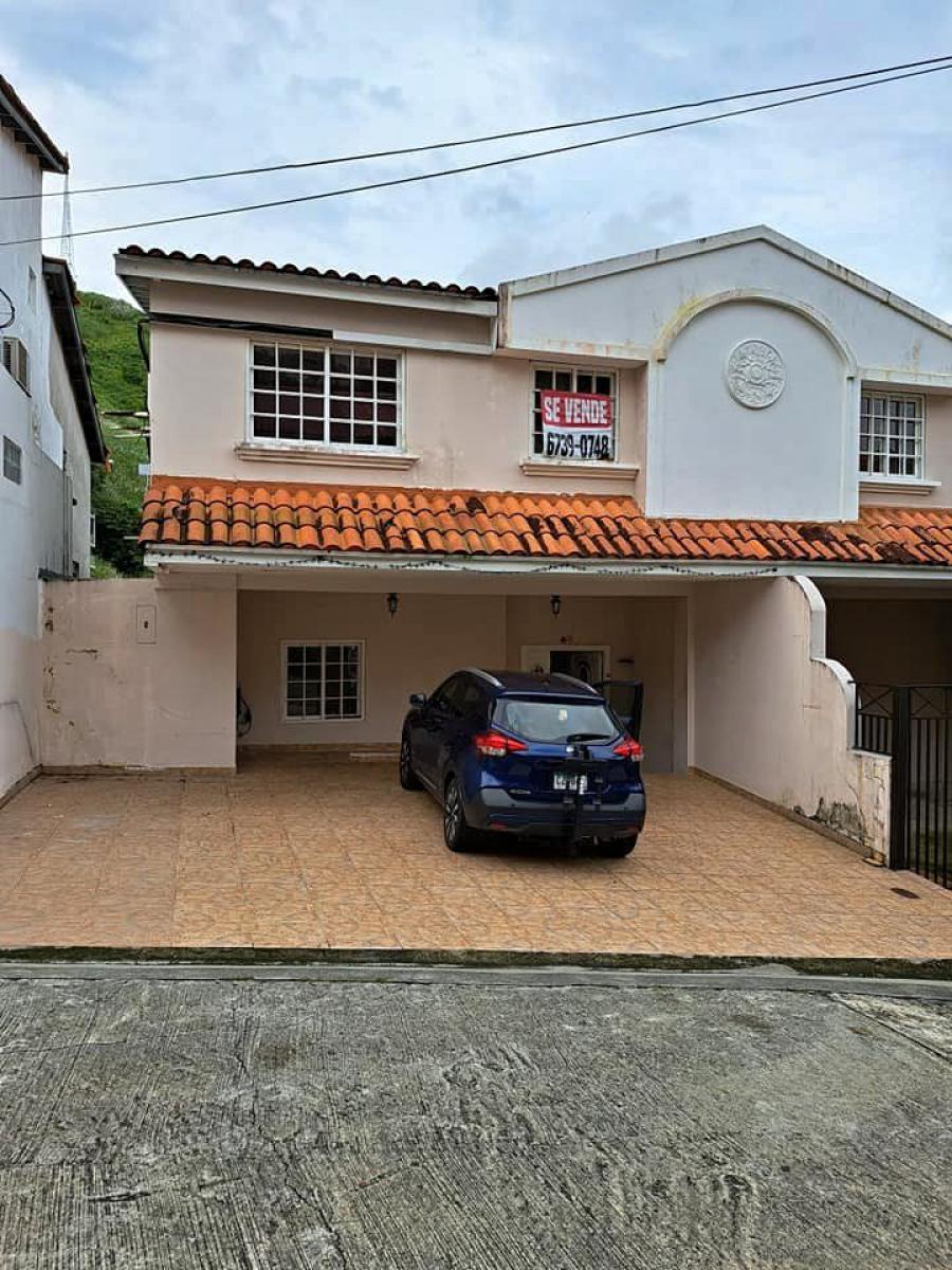 Vendo Casa en Urb. Limajo, Altos de Panamá. [ MR 24-10983 ]