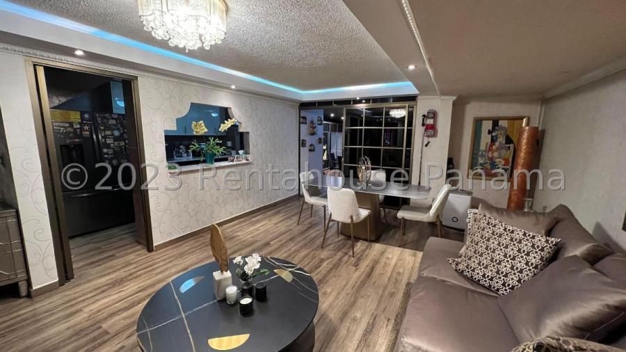 Venta Casa de 237 Mts en Condado del Rey