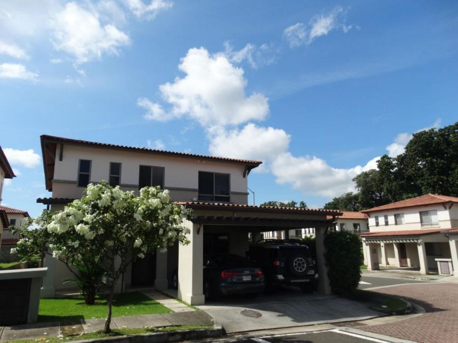 Venta de Casa Amoblada de 340 m2 en Palmia, Woodlands, Panamá Pacífico 20-8173GG