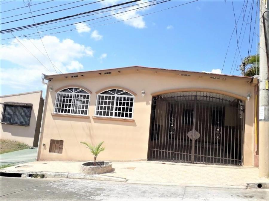 Casa en Venta en Villa Lucre, José Domingo Espinar, Panamá - U$D  -  CAV38357 - BienesOnLine