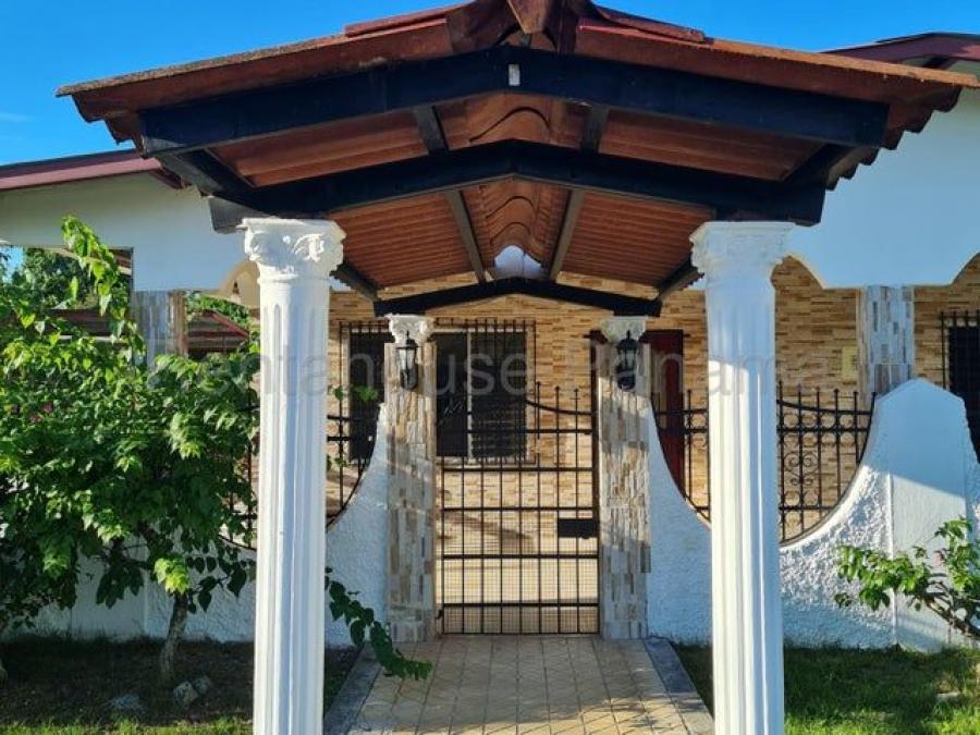 Casa en Venta en  Colón, Colón