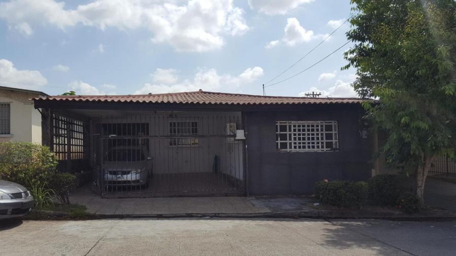 Casa en Venta en Altos de Villa Lucre, Villa Lucre, Panamá - U$D  -  CAV34749 - BienesOnLine