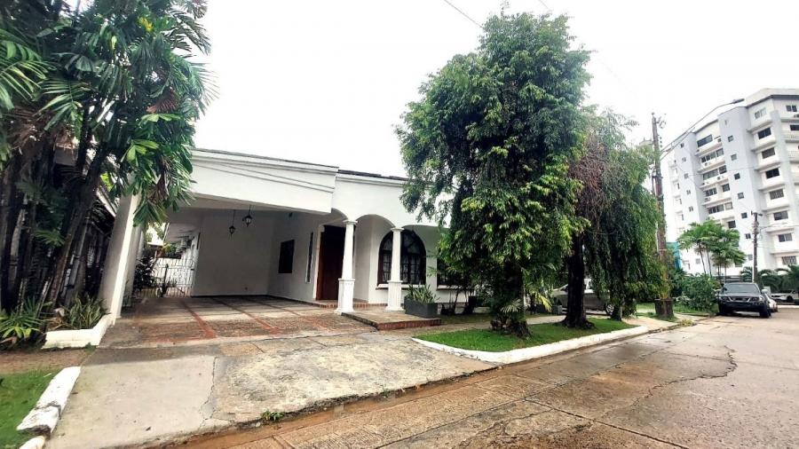 Foto Casa en Venta en Obarrio, Bella Vista, Panamá - U$D 585.000 - CAV74680 - BienesOnLine