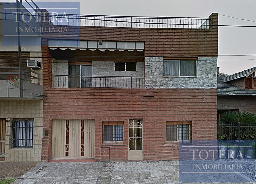 Foto Casa en Venta en Ramos Mejia, Ramos Mejia, Buenos Aires - U$D 165.000 - CAV117898 - BienesOnLine