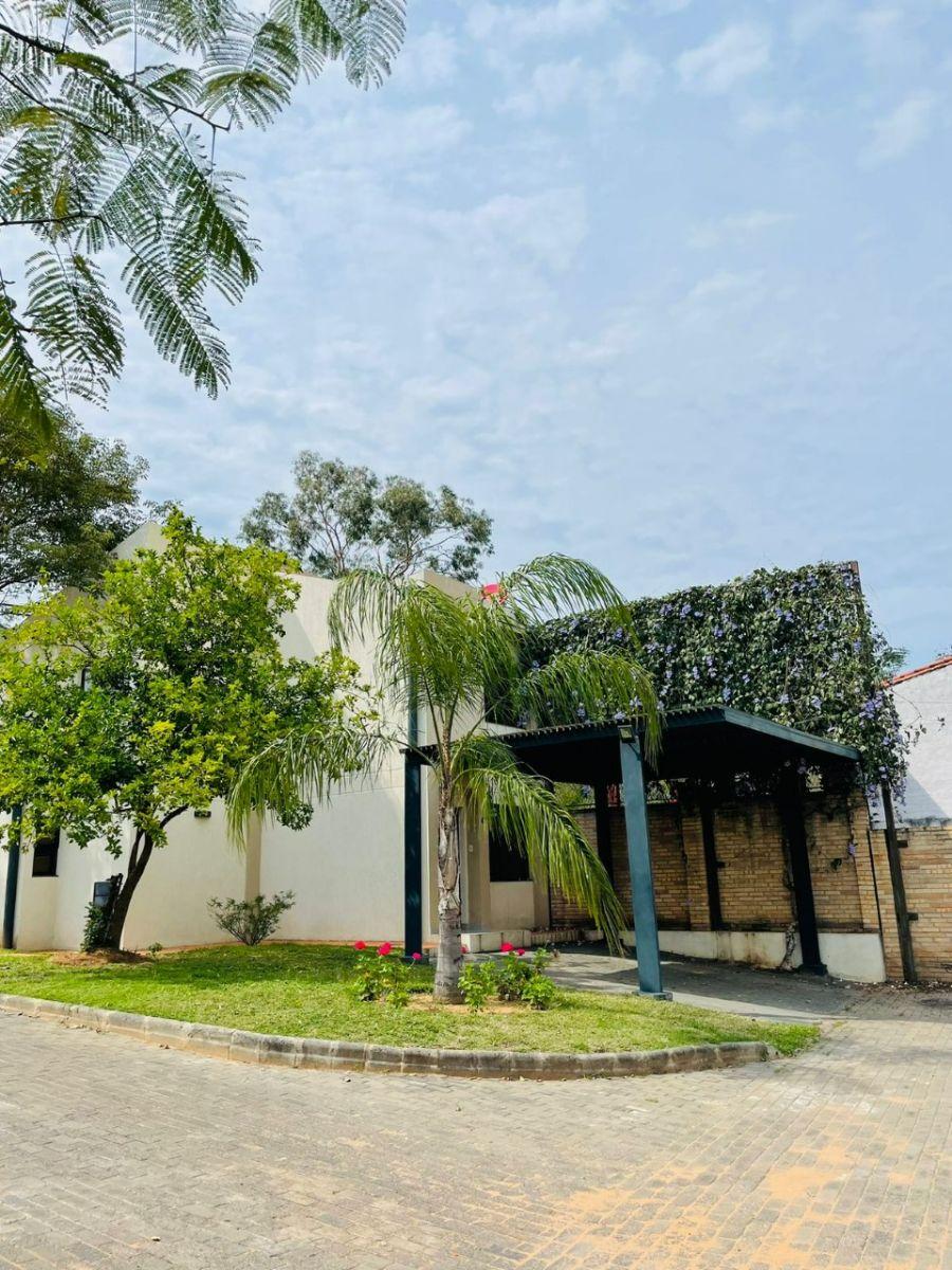 Foto Casa en Venta en Villa Adela, Condominio Boulevard Jardines, Luque, Central - U$D 150.000 - CAV2372 - BienesOnLine