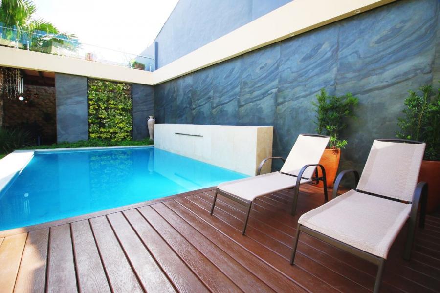 Foto Casa en Venta en Madame Lynch, Asuncin Capital, Asuncin - U$D 450.000 - CAV940 - BienesOnLine