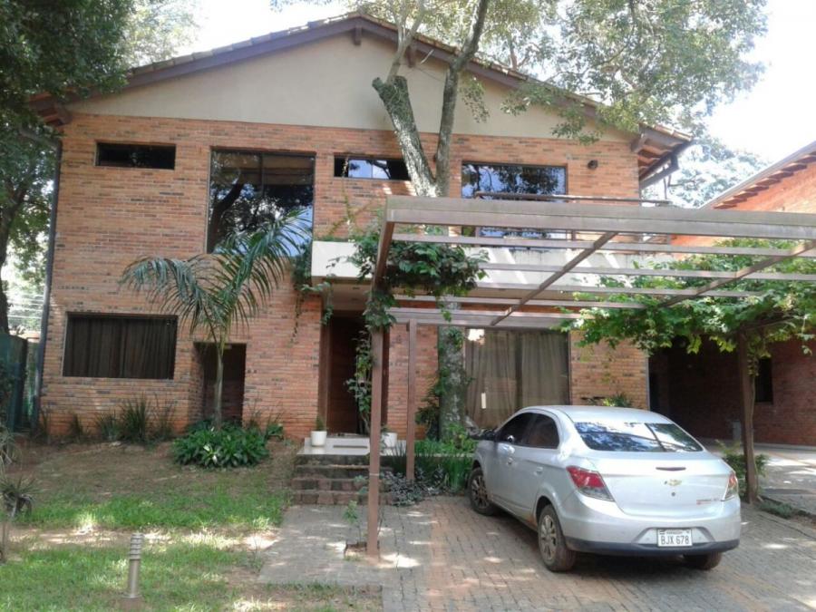 Foto Casa en Venta en Central, Central - U$D 310.000 - CAV791 - BienesOnLine