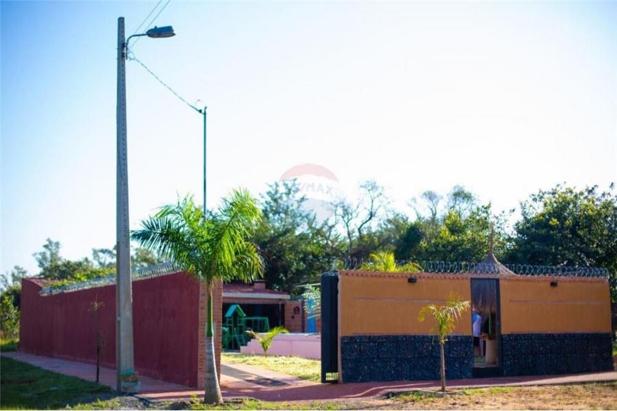 Foto Casa en Venta en Hugua Hu Sub Urbano, Yparacaí, Central - G 450.000.000 - CAV2408 - BienesOnLine